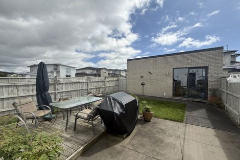 Photo of property in 8 Orford Lane, Takanini, 2112