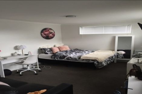 Photo of property in 2/167 Knighton Road, Hillcrest, Hamilton, 3216