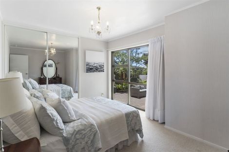 Photo of property in 2/26 Tui Glen Road, Birkenhead, Auckland, 0626