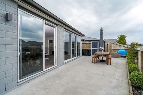 Photo of property in 2 Teachers Court, Papamoa Beach, Papamoa, 3118