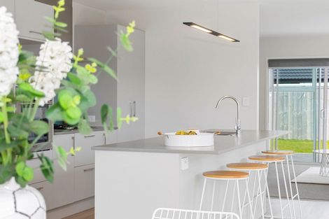 Photo of property in 90 Dunkeld Drive, Papamoa, 3118