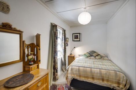 Photo of property in 47 Shakespeare Road, Bluff Hill, Napier, 4110