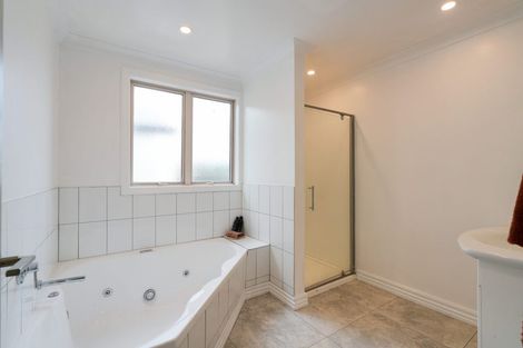Photo of property in 38 Macandrew Street, Otautau, 9610