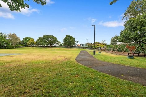 Photo of property in 84 Marsden Avenue, Mount Eden, Auckland, 1024