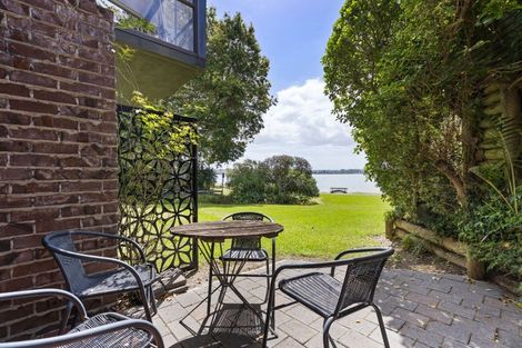 Photo of property in 19 Sanctuary Point, Sunnyhills, Auckland, 2010