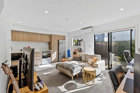 Photo of property in 6/221 Armagh Street, Christchurch Central, Christchurch, 8011