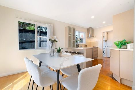 Photo of property in 68 Seabrook Avenue, New Lynn, Auckland, 0600