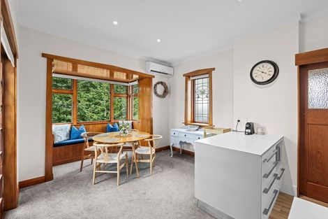 Photo of property in 211 Fifield Terrace, Opawa, Christchurch, 8023