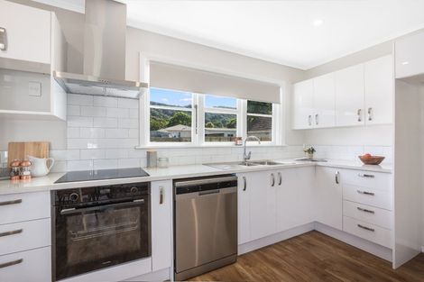 Photo of property in 15 Totara Street, Wainuiomata, Lower Hutt, 5014