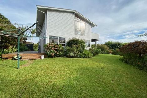 Photo of property in 35 Redwing Street, Browns Bay, Auckland, 0630