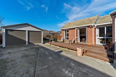 Photo of property in 21 Clipper Place, Redwood, Christchurch, 8051