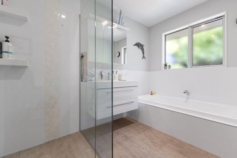 Photo of property in 84 Metehau Street, Marshland, Christchurch, 8083