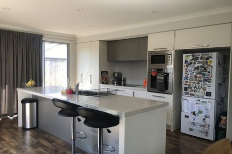 Photo of property in 3 Tranquil Grove, Omokoroa, 3114