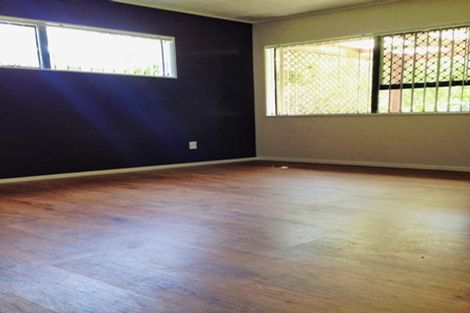 Photo of property in 1 John Webster Place, Glen Eden, Auckland, 0602