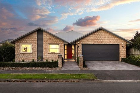 Photo of property in 12 Laguna Gardens, Shirley, Christchurch, 8052