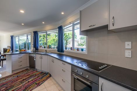 Photo of property in 28 Warren Crescent, Hillmorton, Christchurch, 8025