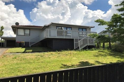 Photo of property in 6 Rainbow Place, Wattle Downs, Auckland, 2103