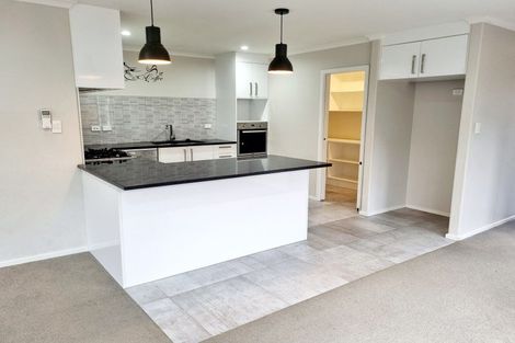 Photo of property in 32 Blackwood Crescent, Glenview, Hamilton, 3206