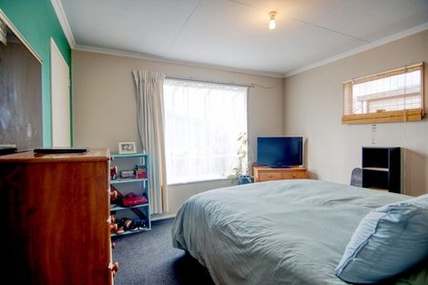 Photo of property in 3 Coromandel Court, Roslyn, Palmerston North, 4414