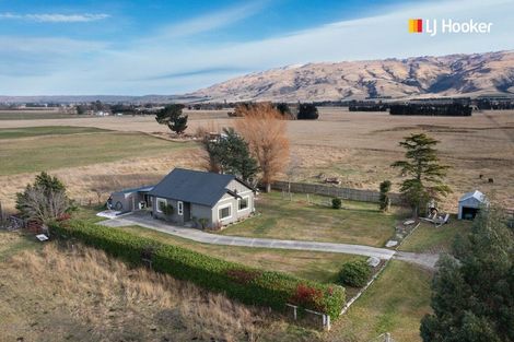 Photo of property in 6189 Middlemarch-sutton Road, Middlemarch, 9597