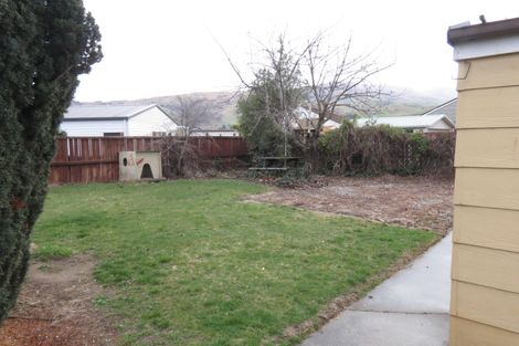 Photo of property in 28 Antimony Crescent, Cromwell, 9310