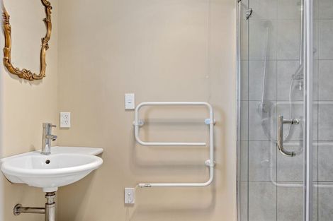 Photo of property in 19 Arran Crescent, Woolston, Christchurch, 8062