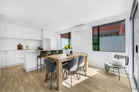 Photo of property in 37c Tawhiri Road, One Tree Hill, Auckland, 1061