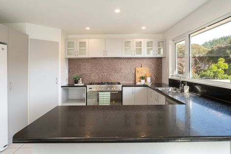 Photo of property in 50 Exploration Way, Whitby, Porirua, 5024