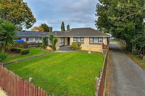 Photo of property in 14 Grove Road, Papakura, 2110