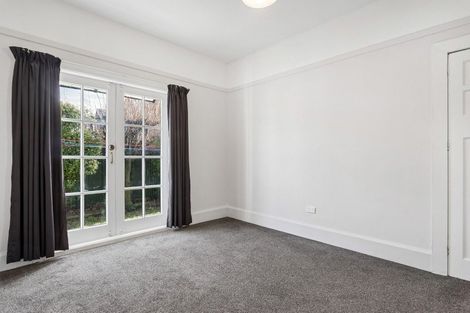 Photo of property in 2/24 North Avon Road, Richmond, Christchurch, 8013