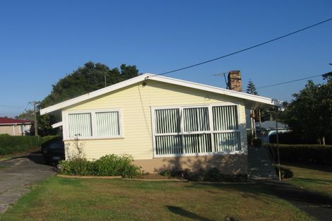 Photo of property in 532b Glenfield Road, Glenfield, Auckland, 0629