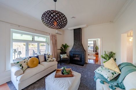 Photo of property in 1001 Caroline Road, Mayfair, Hastings, 4122