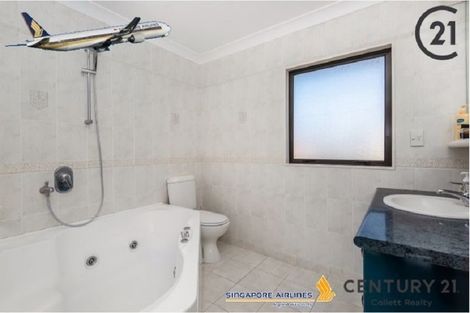 Photo of property in 2/49 College Road, Northcote, Auckland, 0627