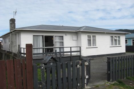 Photo of property in 3 Bythell Street, Wainuiomata, Lower Hutt, 5014