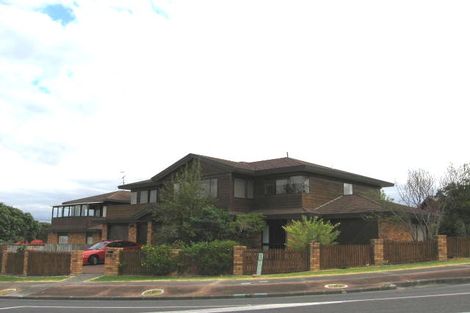 Photo of property in 1/996 Beach Road, Torbay, Auckland, 0630