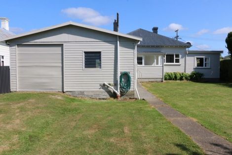 Photo of property in 15 Herbert Street, Waimate, 7924
