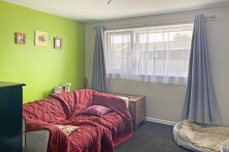 Photo of property in 72 Marlow Road, Aranui, Christchurch, 8061