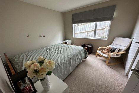 Photo of property in 15 Bintulu Place, Fairview Heights, Auckland, 0632