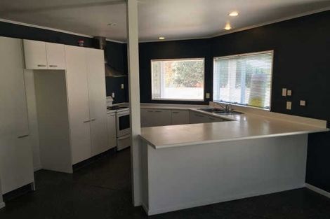 Photo of property in 52 Berkley Avenue, Hillcrest, Hamilton, 3216