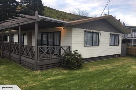 Photo of property in 9 Karawa Place, Kawakawa Bay, Papakura, 2585