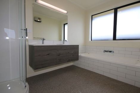 Photo of property in 9 Pegasus Place, Seaward Bush, Invercargill, 9812