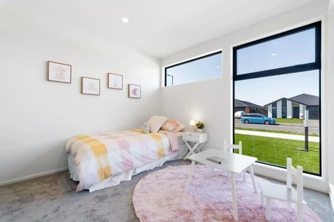 Photo of property in 15 Mcgarry Drive, Kaiapoi, 7630