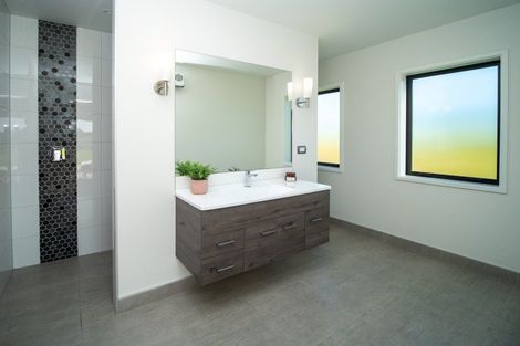 Photo of property in 64 Lakeview Lane, Mangawhai, 0573