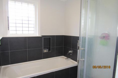 Photo of property in 18 Emere Place, Meremere, Mercer, 2474