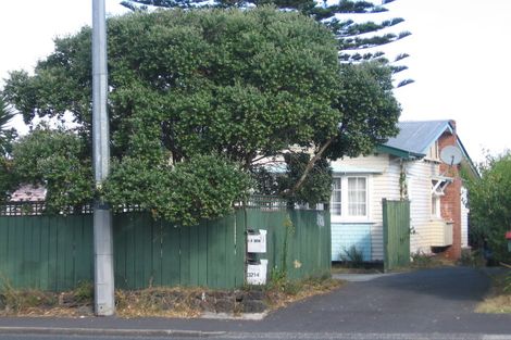 Photo of property in 1/3214 Great North Road, New Lynn, Auckland, 0600