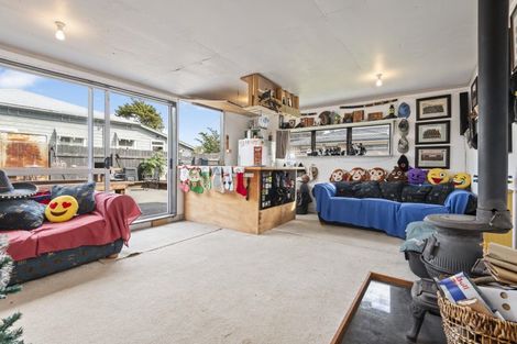 Photo of property in 9 Johnson Street, Bulls, 4818