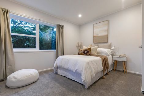 Photo of property in 4 Kerrymaria Place, Hillcrest, Auckland, 0627