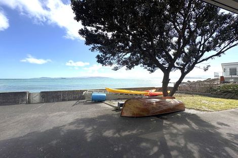 Photo of property in 603b Marine Drive, Days Bay, Lower Hutt, 5013