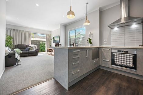 Photo of property in 10/13 Beale Street, Hamilton East, Hamilton, 3216