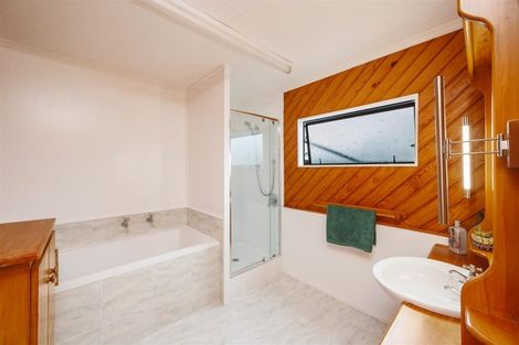 Photo of property in 103 Tutaenui Road, Marton, 4710